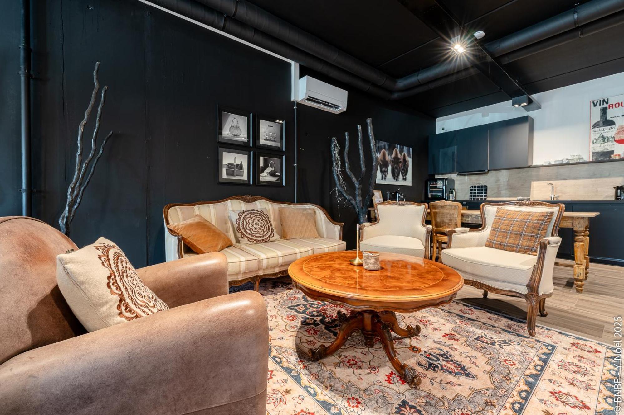 Sous La Houlette, Suites, Piscine Interieure Et Sauna Villers-la-Ville エクステリア 写真